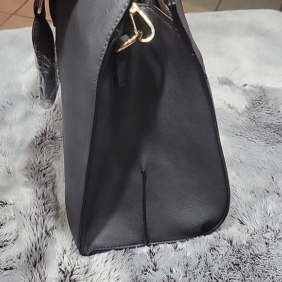 New!  Classy gray‎ handbag - Picture 4 of 7